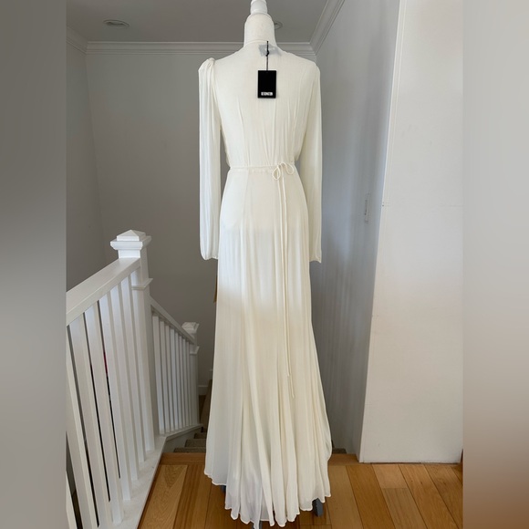 NWT Reformation Thea Wrap Gown / Dress in Ivory / Off White Medium - Picture 8 of 13